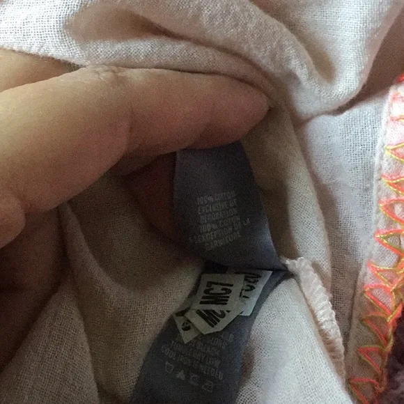 NWOT Aerie Embroidered Boho Top - Picture 8 of 9